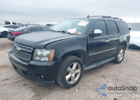 2010 Chevrolet Tahoe Ltz z USA, uszkodzony, nr VIN 1GNUKCE03AR264601